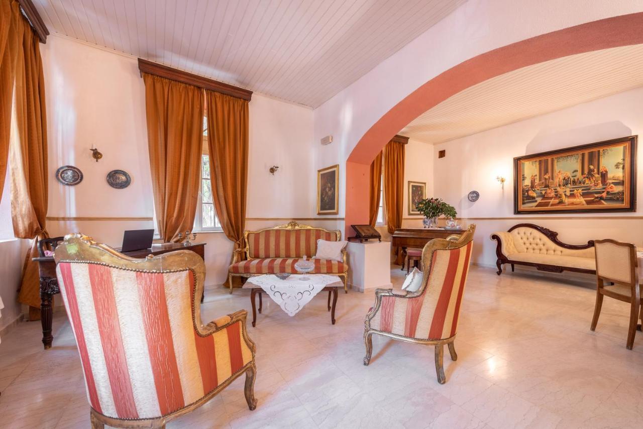 Archontiko Petrettini Boutique